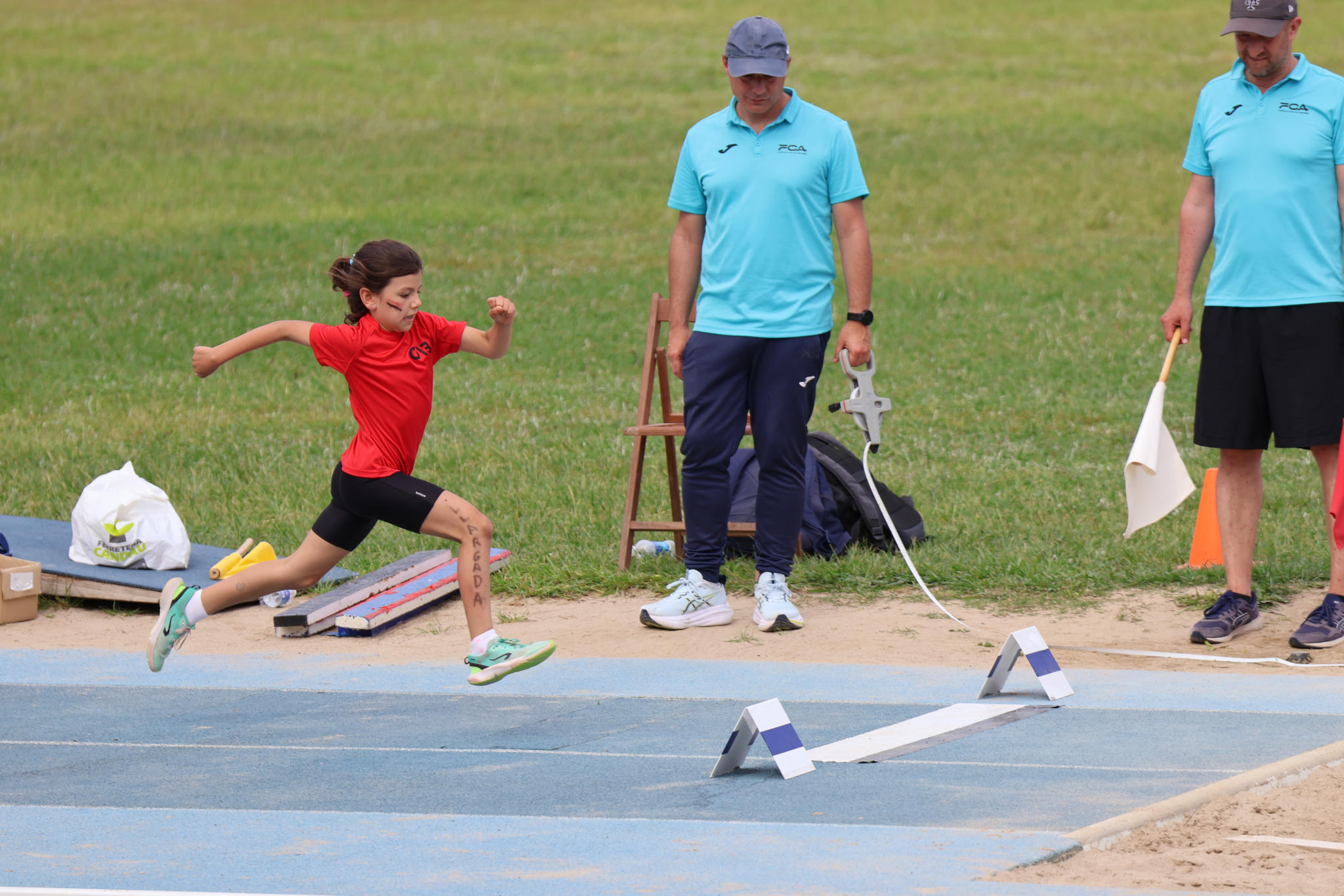 Club Atletisme Badalona - Escola
